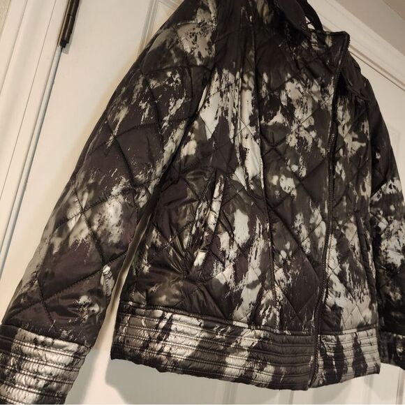 Guess black and silver reversible puffer jacket L - Picture 6 of 7